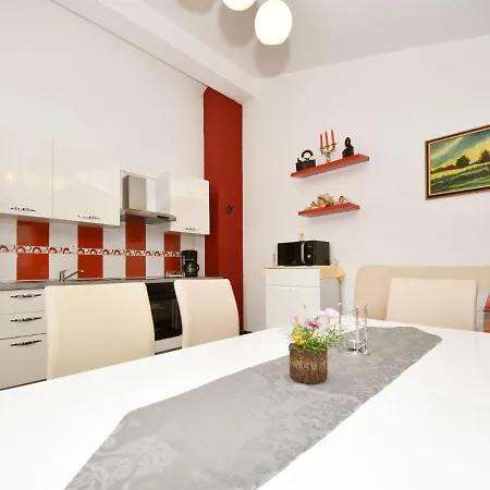 Zalazak Sunca By Interhome Apartment Gornji Karin